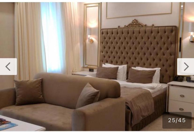 Hotel Ambassador Almaty Esterno foto