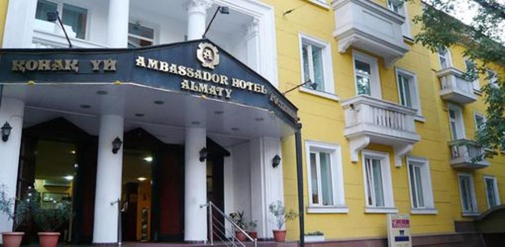 Hotel Ambassador Almaty Esterno foto